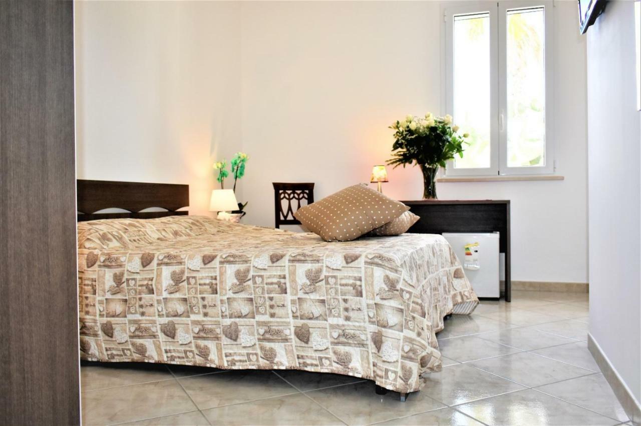 Agriturismo Santa Croce Lucugnano Exteriér fotografie